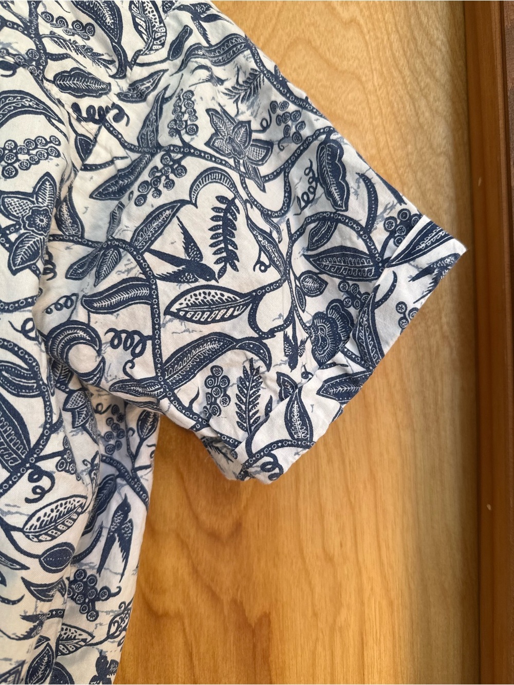 Small Blue & White Floral Button-Up Tie Front Top Coordinated Set Available - Picture 10 of 12